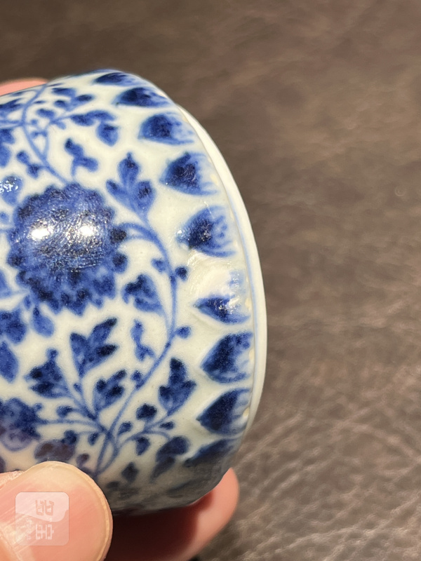 清雍正 仿宣窑青花缠枝莲纹花插 - 图12